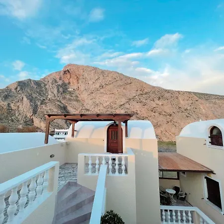 Dima Apart-hotel Perissa (Santorini)