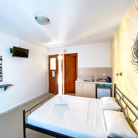 Dima Hotel Perissa (Santorini)