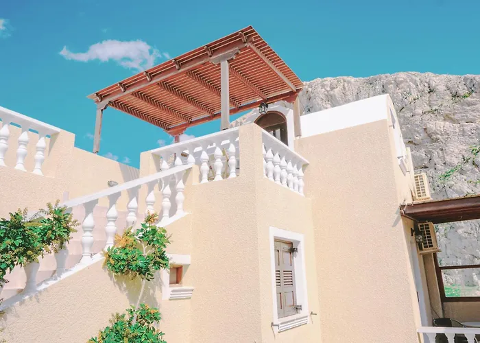 Hotel apartamentowy Dima 3*