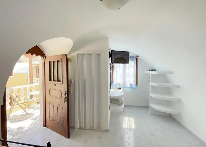 Aparthotel Dima Perissa (Santorini)