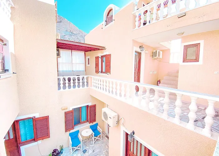 Dima Perissa (Santorini)